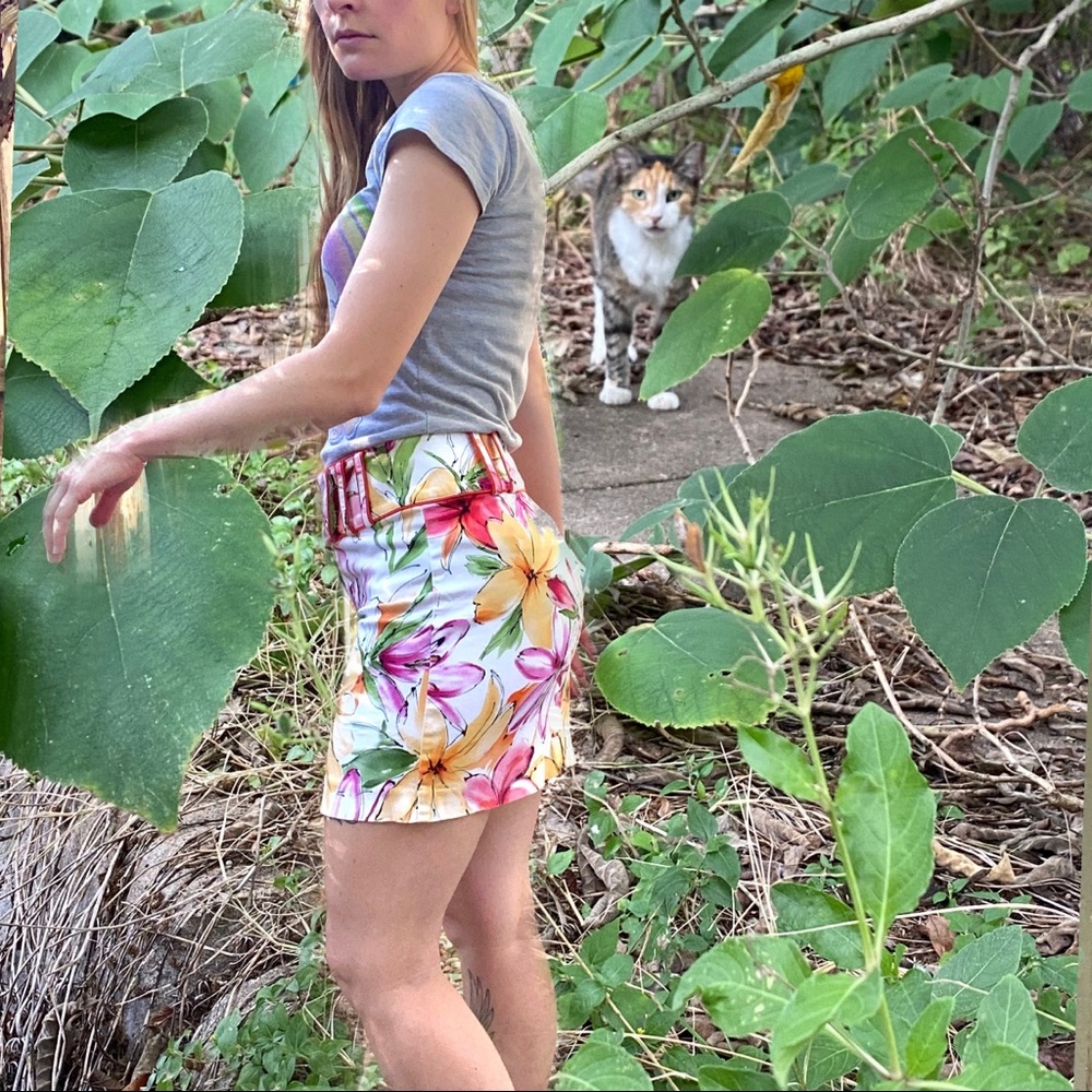 Cache white floral mini skirt